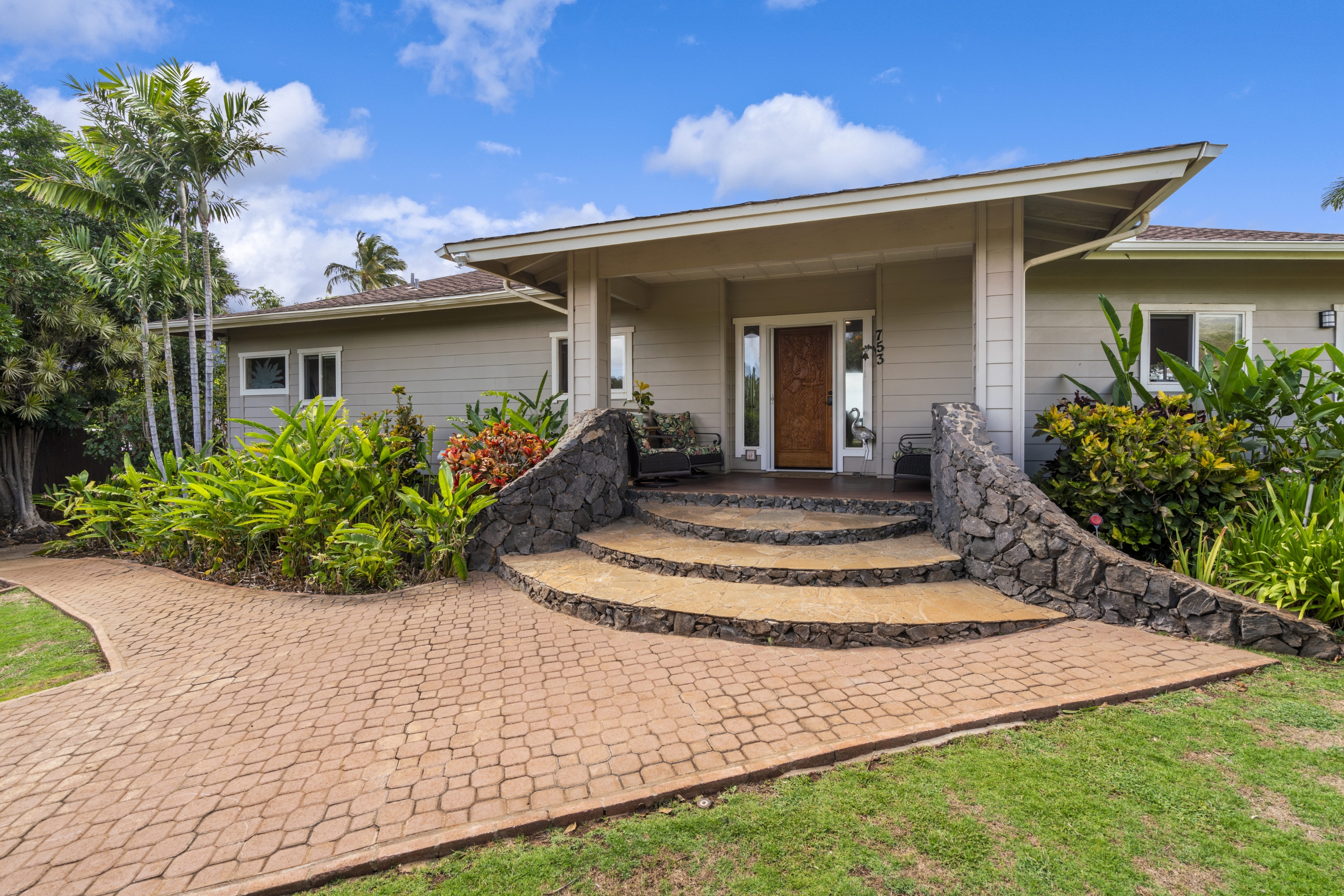 753 Launa Drive